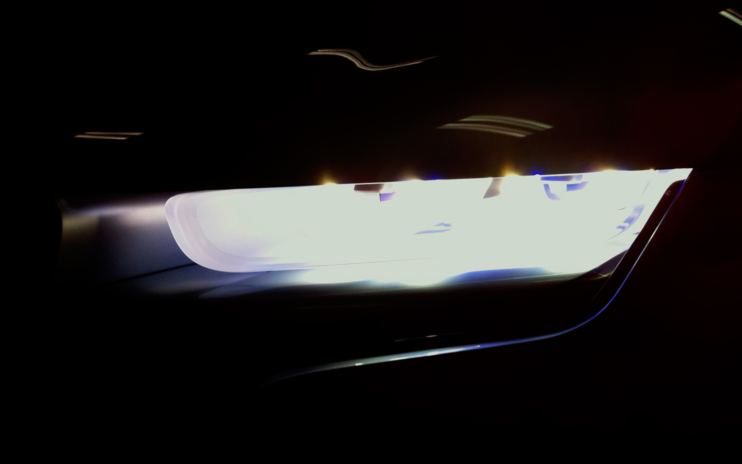 BMW-i8-concept-laser-headlights