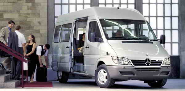 Особенности заказа микроавтобуса для перевозки пассажиров