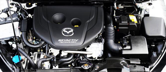 Mazda2 G115 Revolution Top
